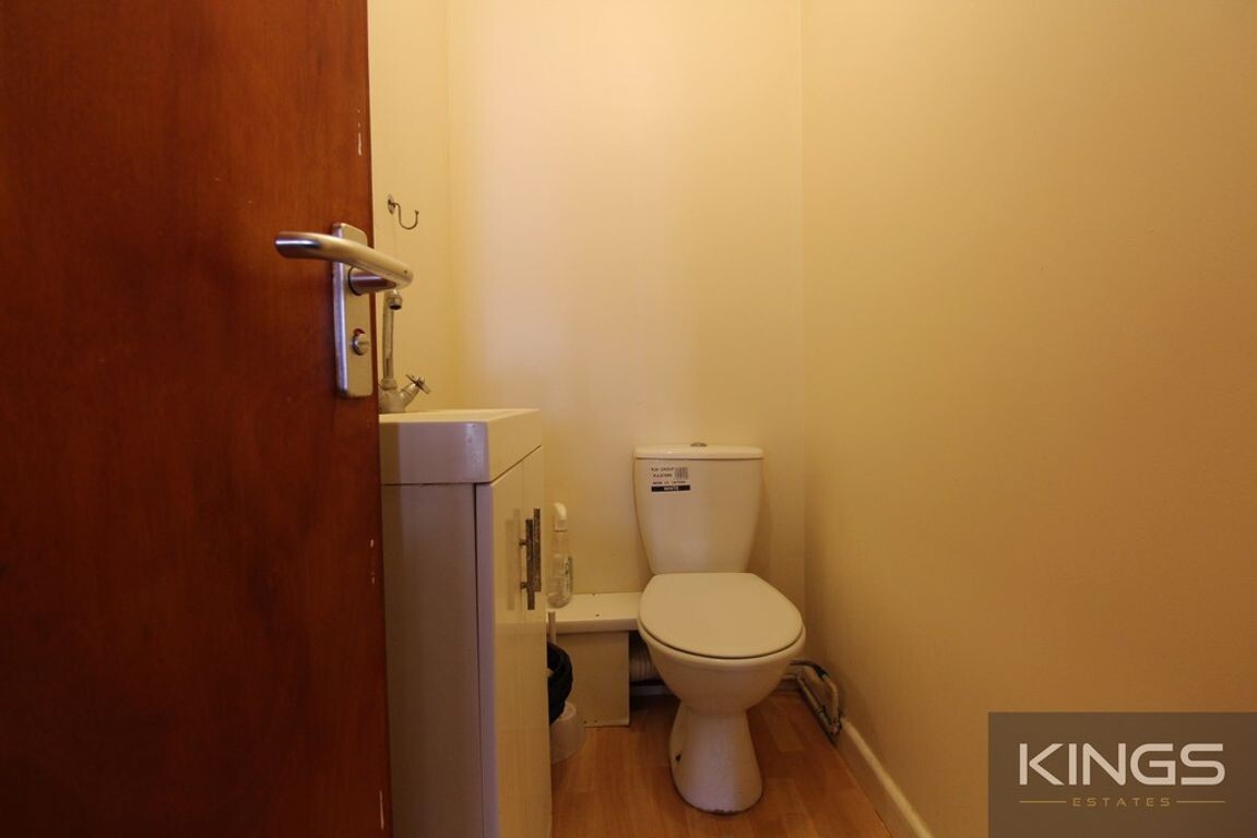 4 bedroom house for rent Holyrood Avenue, Southampton, SO17 1SH UniHomes