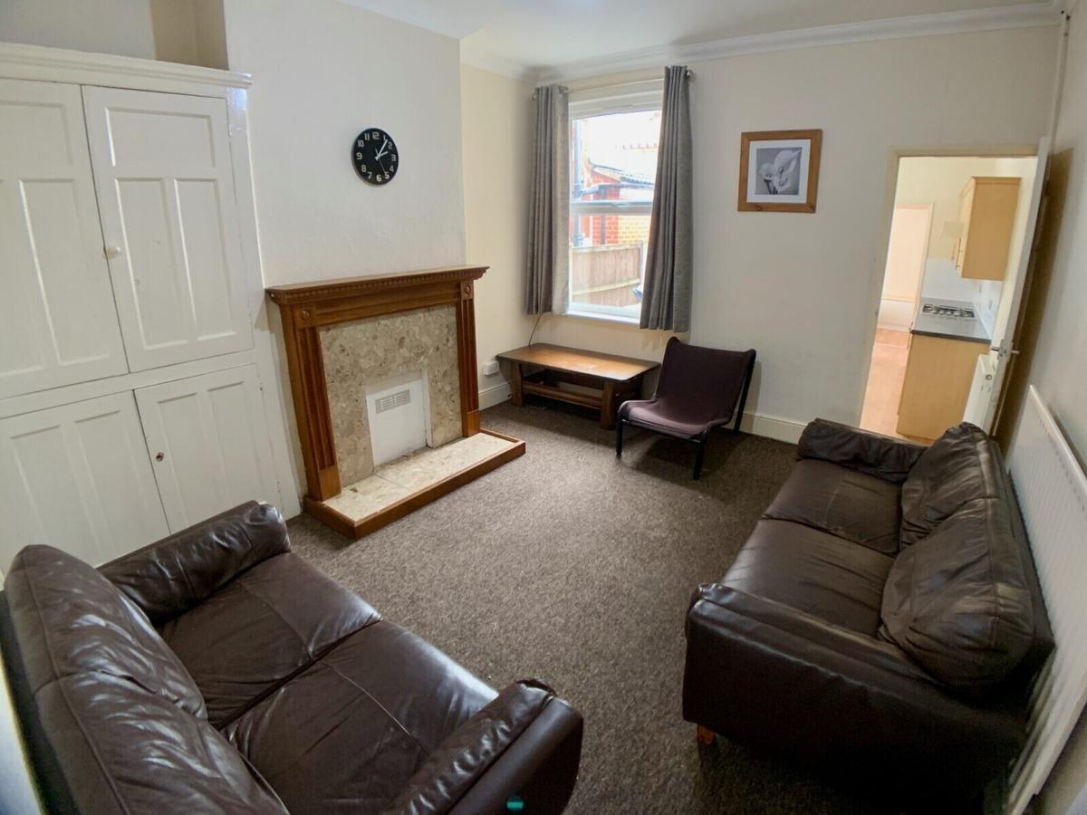 3 bedroom house for rent Grasmere Street Leicester, Leicester, LE2 7DA