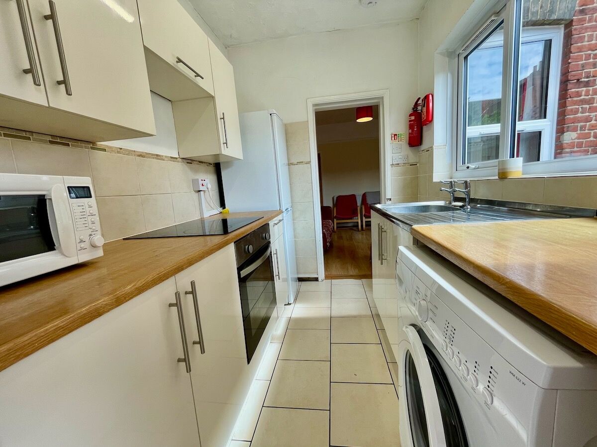 3 bedroom house on Portland Street Norfolk, Golden Triangle, Norwich
