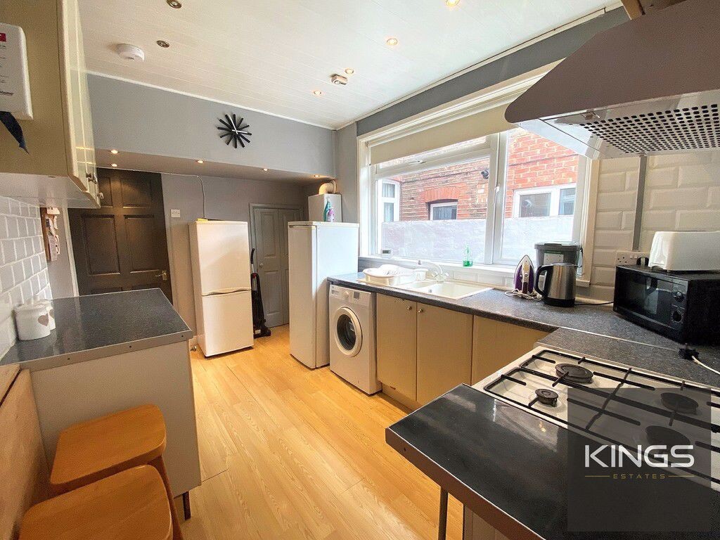 4 bedroom house for rent Eton Road, Portsmouth, PO5 1SQ UniHomes