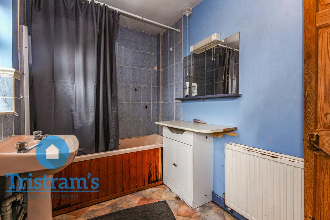 3 bedroom house for rent Manton Crescent, Nottingham, NG9 2GF UniHomes