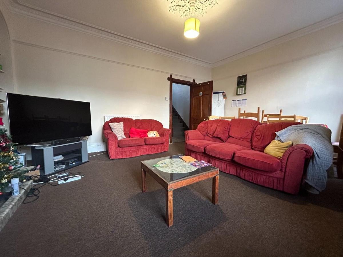8 bedroom house for rent Queens Road, Aberystwyth, SY23 2HH UniHomes