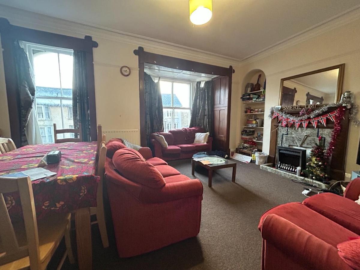 8 bedroom house for rent Queens Road, Aberystwyth, SY23 2HH UniHomes