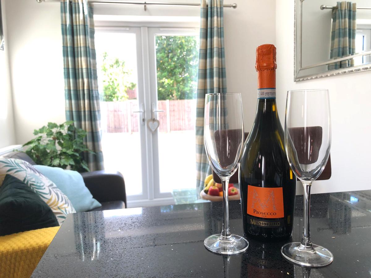 3 bedroom house for rent Charnwood Grove, Nottingham, NG2 7NT UniHomes