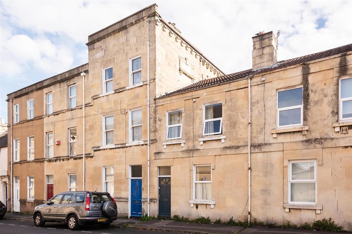 5 bedroom house for rent Stuart Place, Bath, BA2 3RQ UniHomes