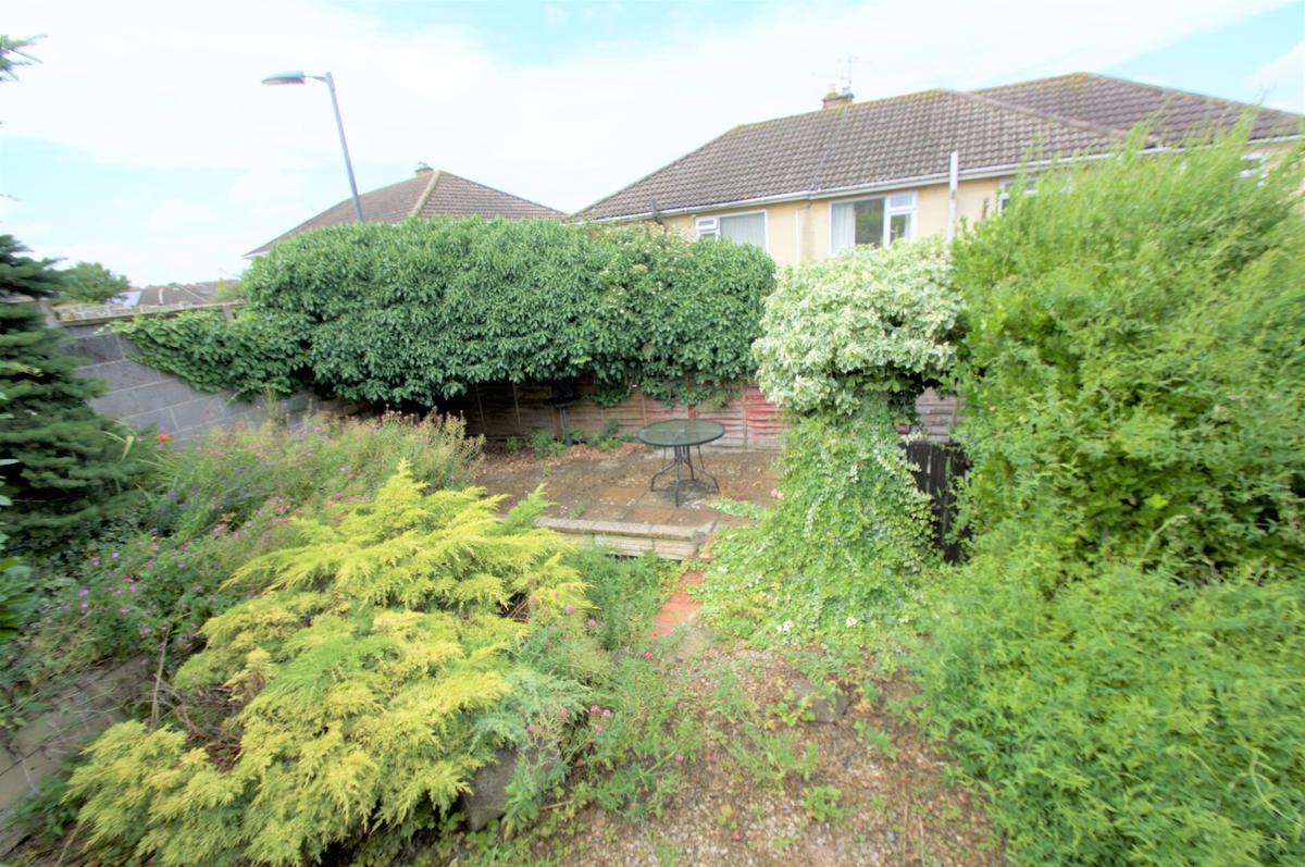 4 bedroom house for rent Ambleside Road, Bath, BA2 2LR UniHomes