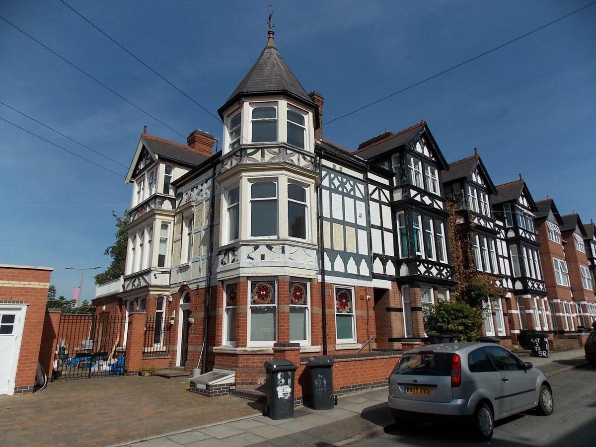 4 bedroom house for rent Stretton Road, Leicester, LE3 6BL UniHomes