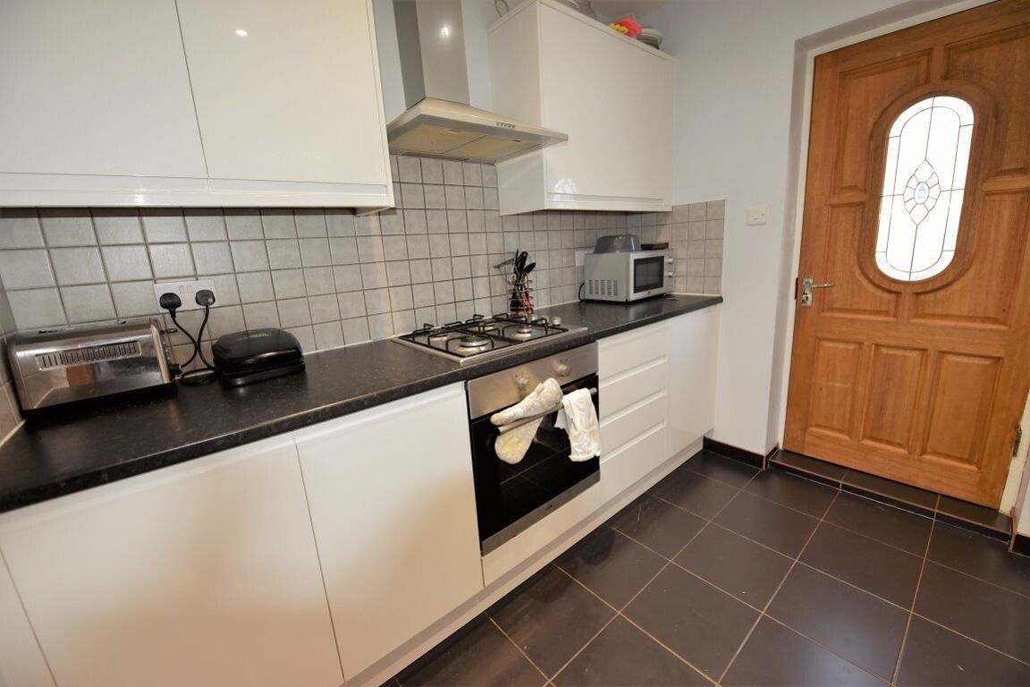 3 bedroom house for rent Eden Mount, Leeds, LS4 2TD UniHomes