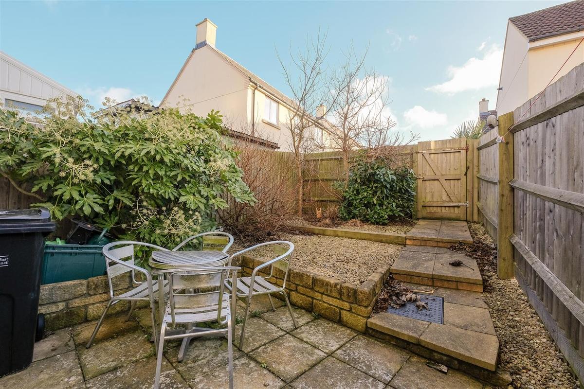 5 bedroom house for rent Clarks Way, Bath, BA2 2TR UniHomes