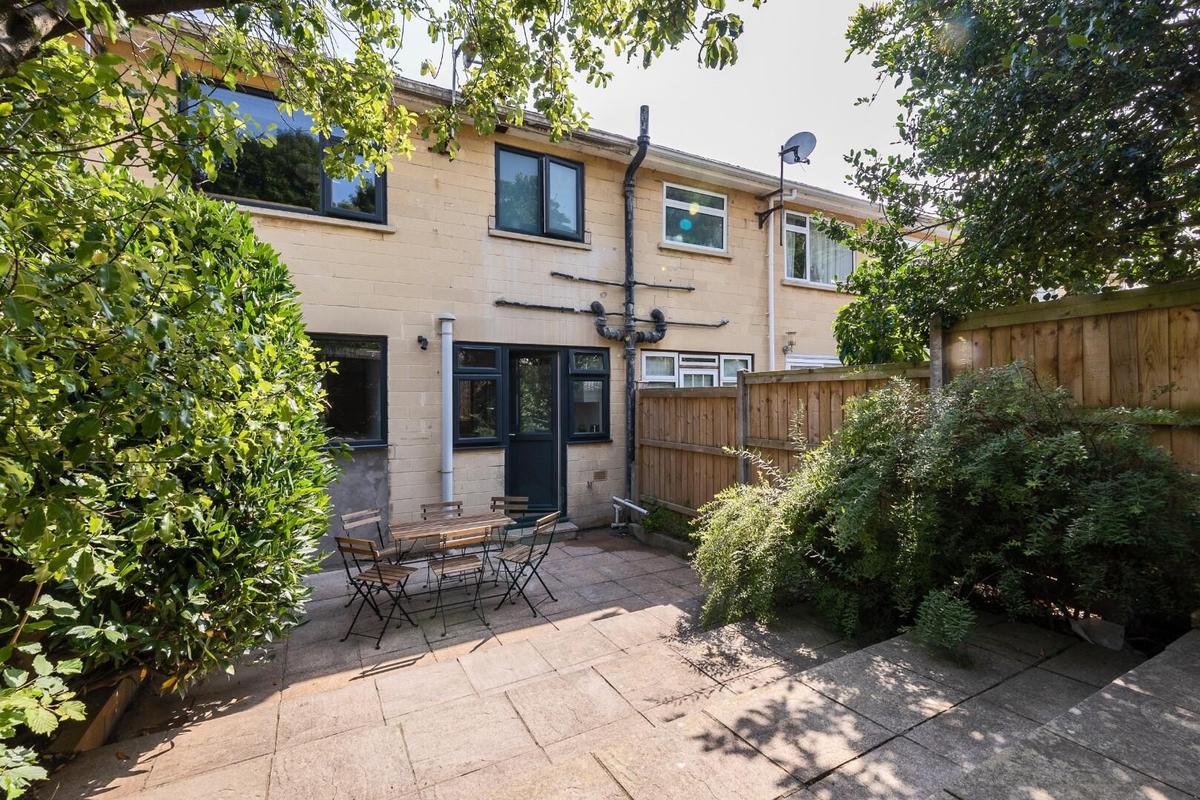 5 bedroom house for rent Marshfield Way, Bath, BA1 6HQ UniHomes