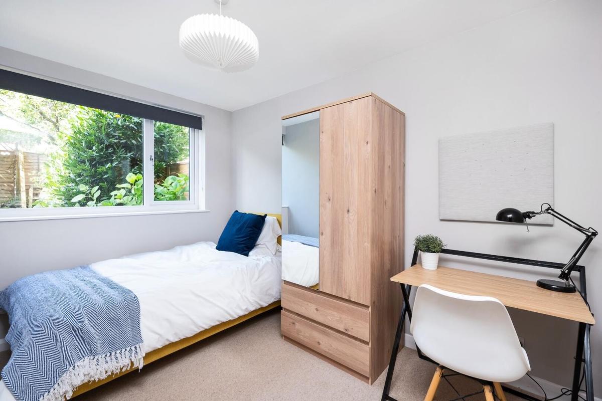 5 bedroom house for rent Marshfield Way, Bath, BA1 6HQ UniHomes