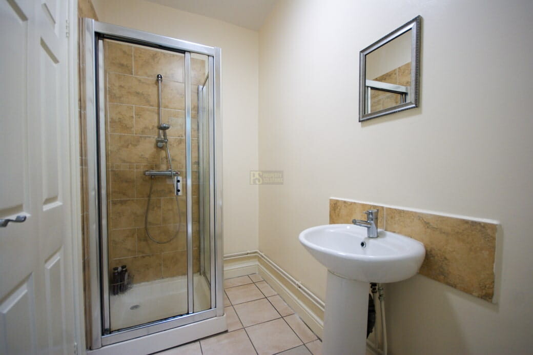 2 bedroom apartment for rent 96 Raddlebarn Road Selly Oak Birmingham ...