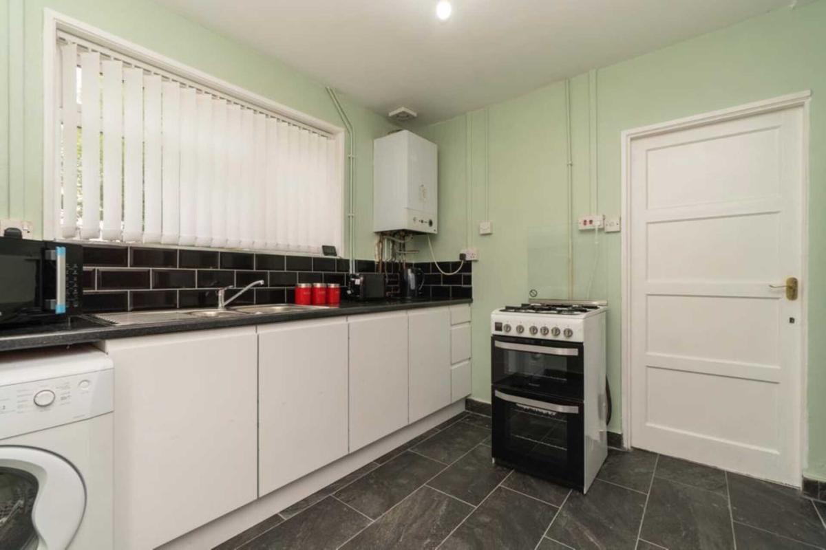 4 bedroom house for rent Orpen Gardens Lockleaze, Bristol, BS7 9UA