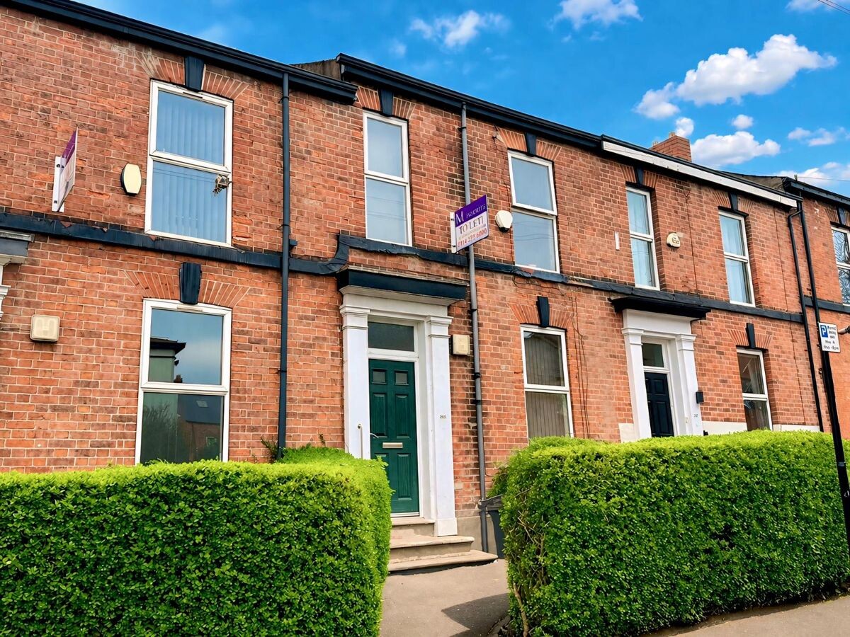 5 bedroom house on Broomspring Lane, Broomhall, Sheffield
