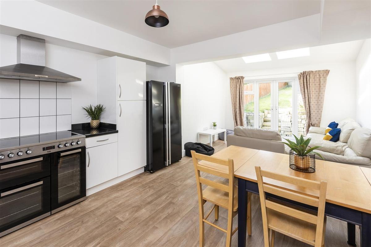 7 bedroom house for rent Southdown Avenue, Bath, BA2 1HY UniHomes
