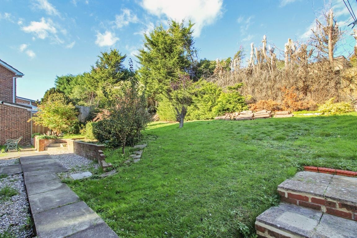 6 bedroom house for rent Headcorn Drive, Canterbury, CT2 7TR UniHomes