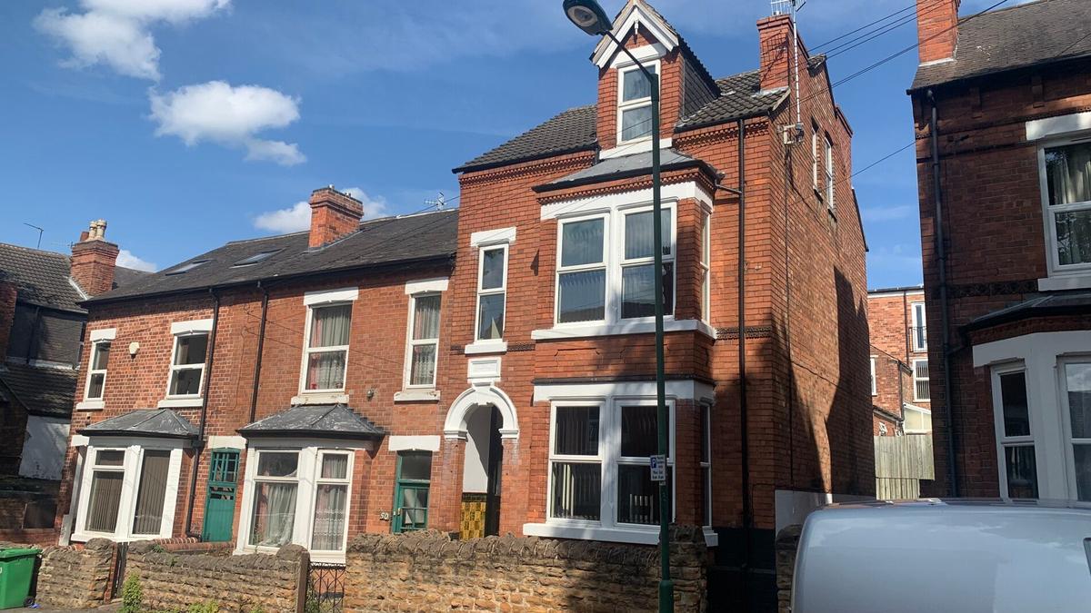 7 bedroom house on Albert Grove, Lenton, Nottingham