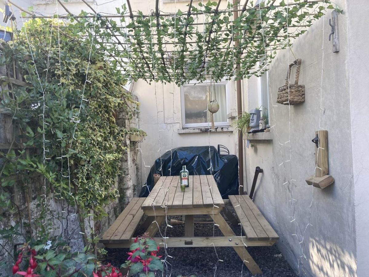 5 bedroom house for rent Arran Street, Cardiff, CF24 3HR UniHomes