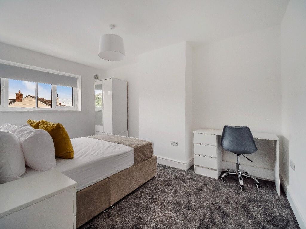 5 bedroom house for rent Manor Road Fishponds, Bristol, BS16 2HU UniHomes