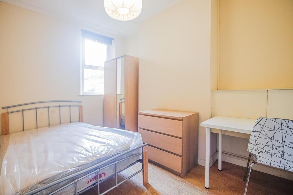 5 bedroom house for rent Alfred Street, Cardiff, CF24 4TY UniHomes