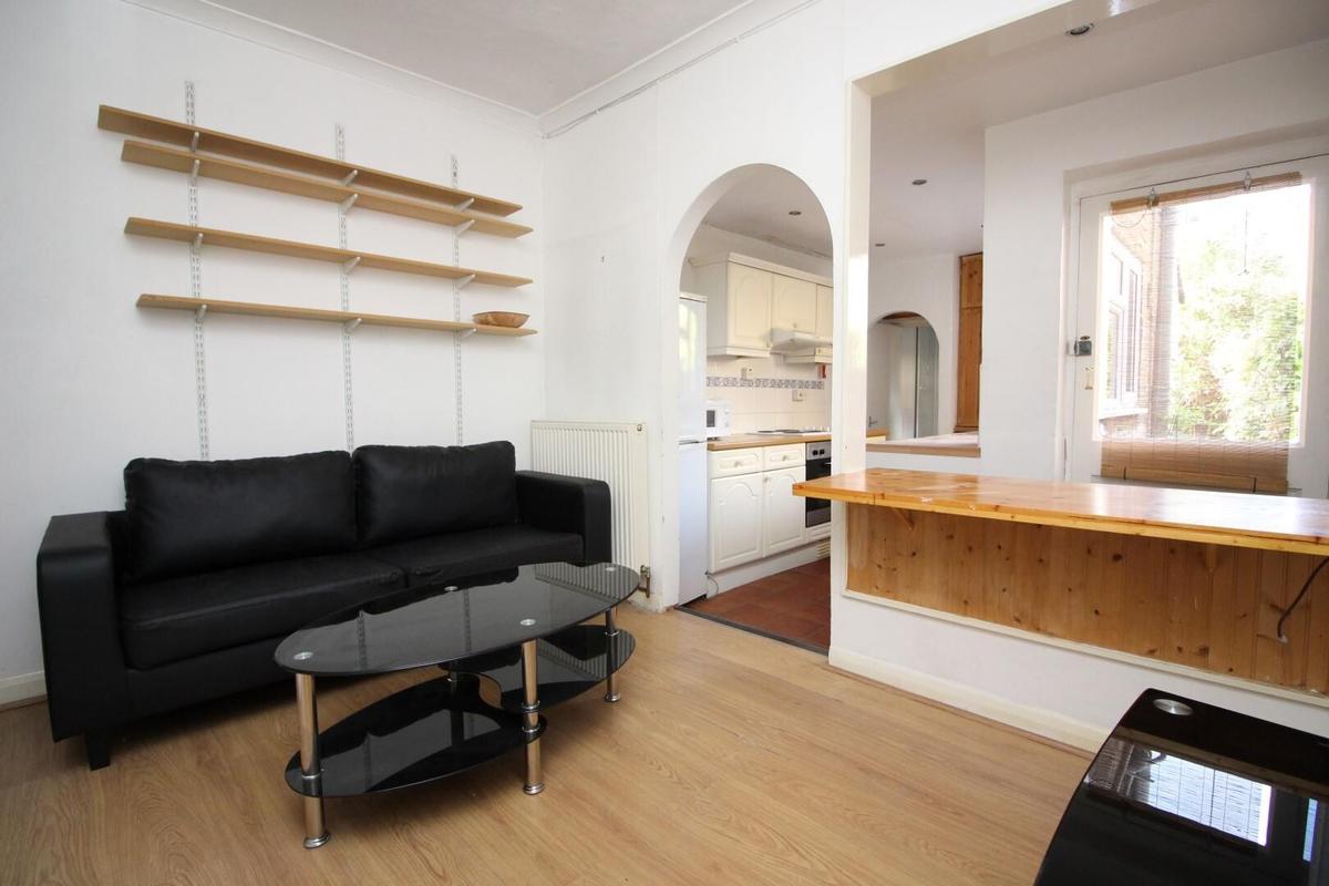 3 bedroom house for rent St Peters Grove, Canterbury, CT1 2DJ UniHomes