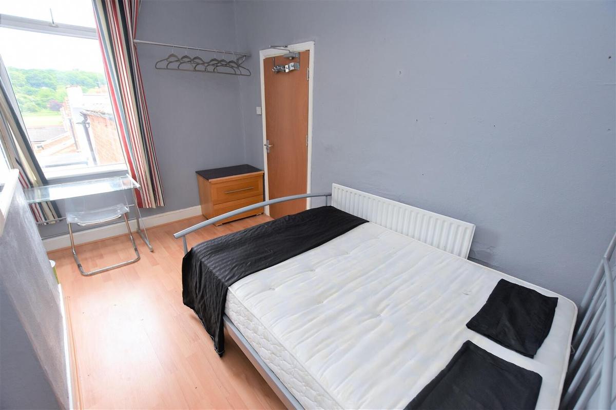 4 bedroom house for rent Pershore Road, Birmingham, B29 7NG UniHomes