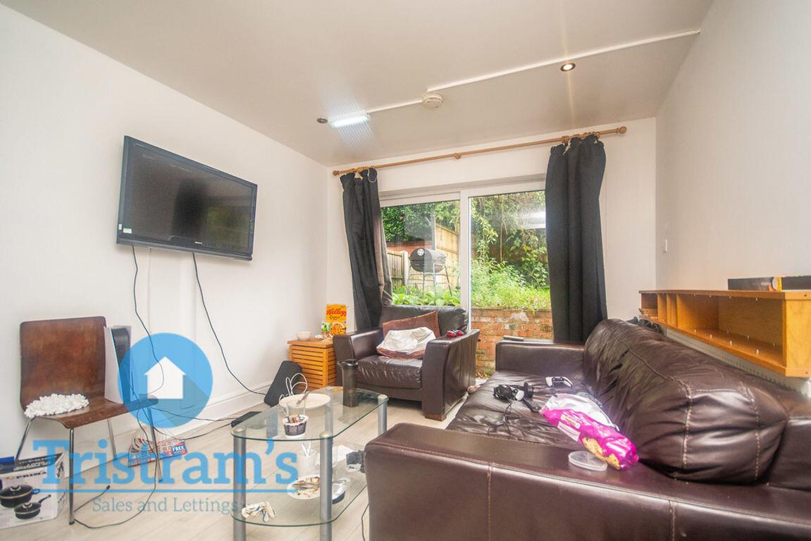 5 bedroom house for rent Rolleston Drive, Nottingham, NG7 1JU UniHomes