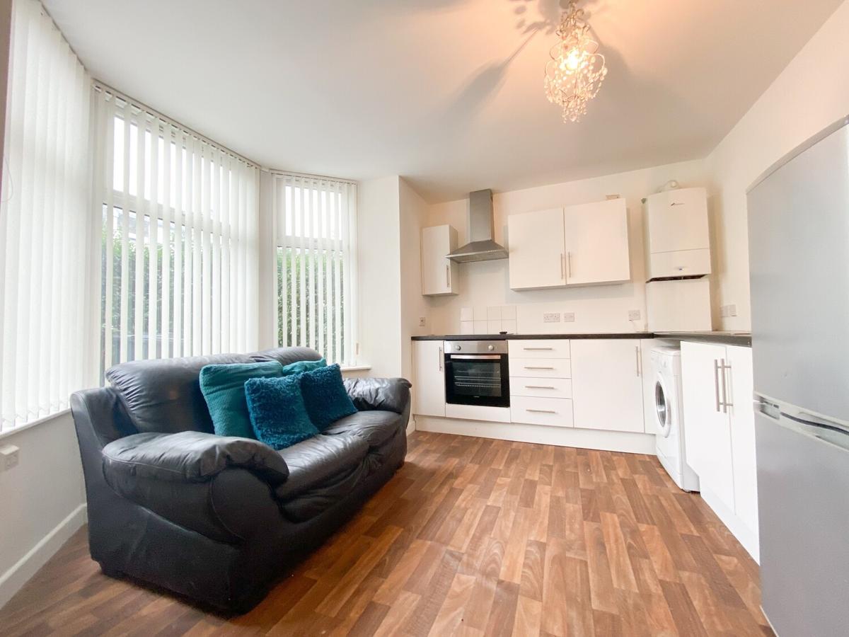 2 bedroom house for rent Gordon Road, Cardiff, CF24 3AJ UniHomes