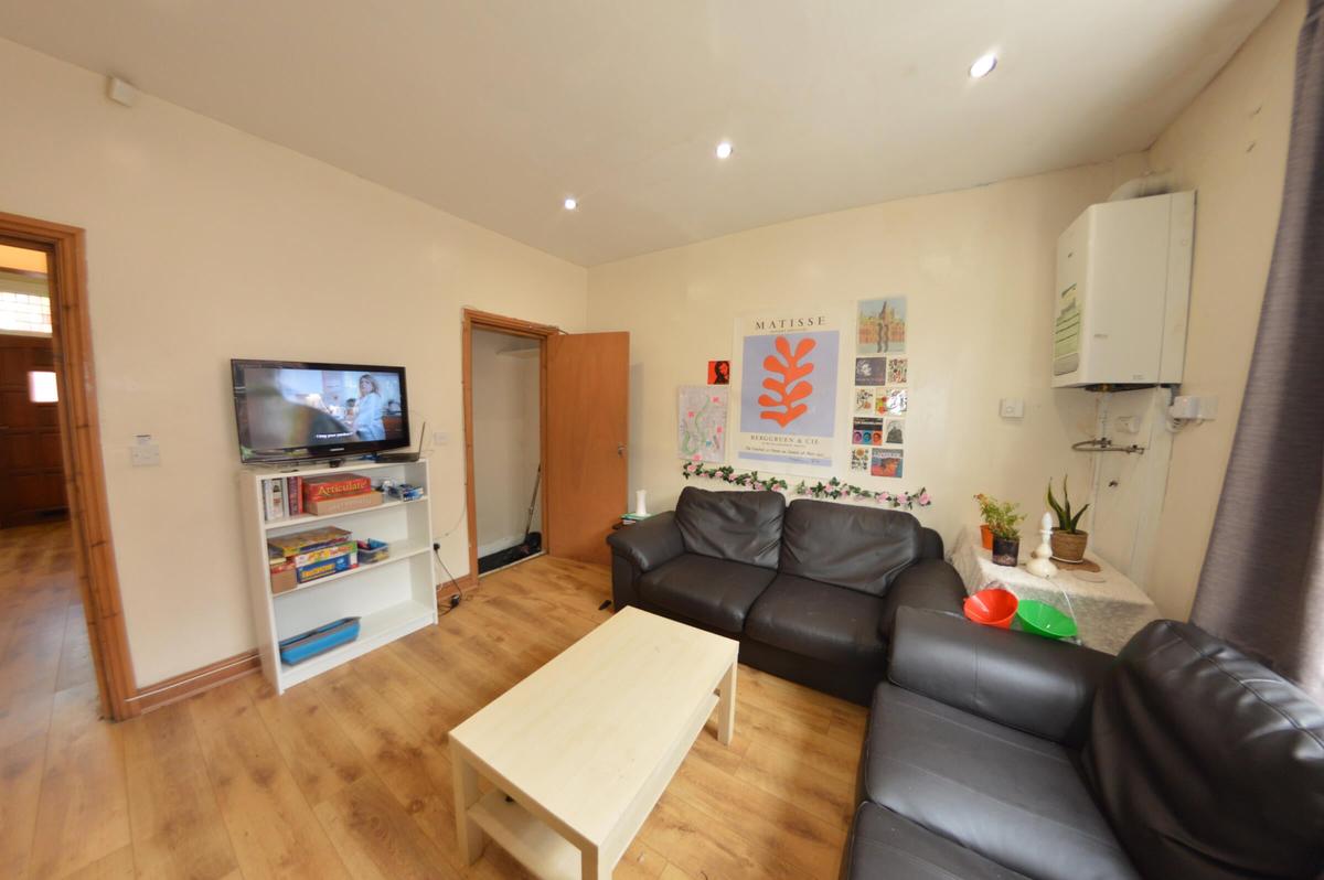 5 bedroom house for rent Thornville Road, Leeds, LS6 1JY UniHomes