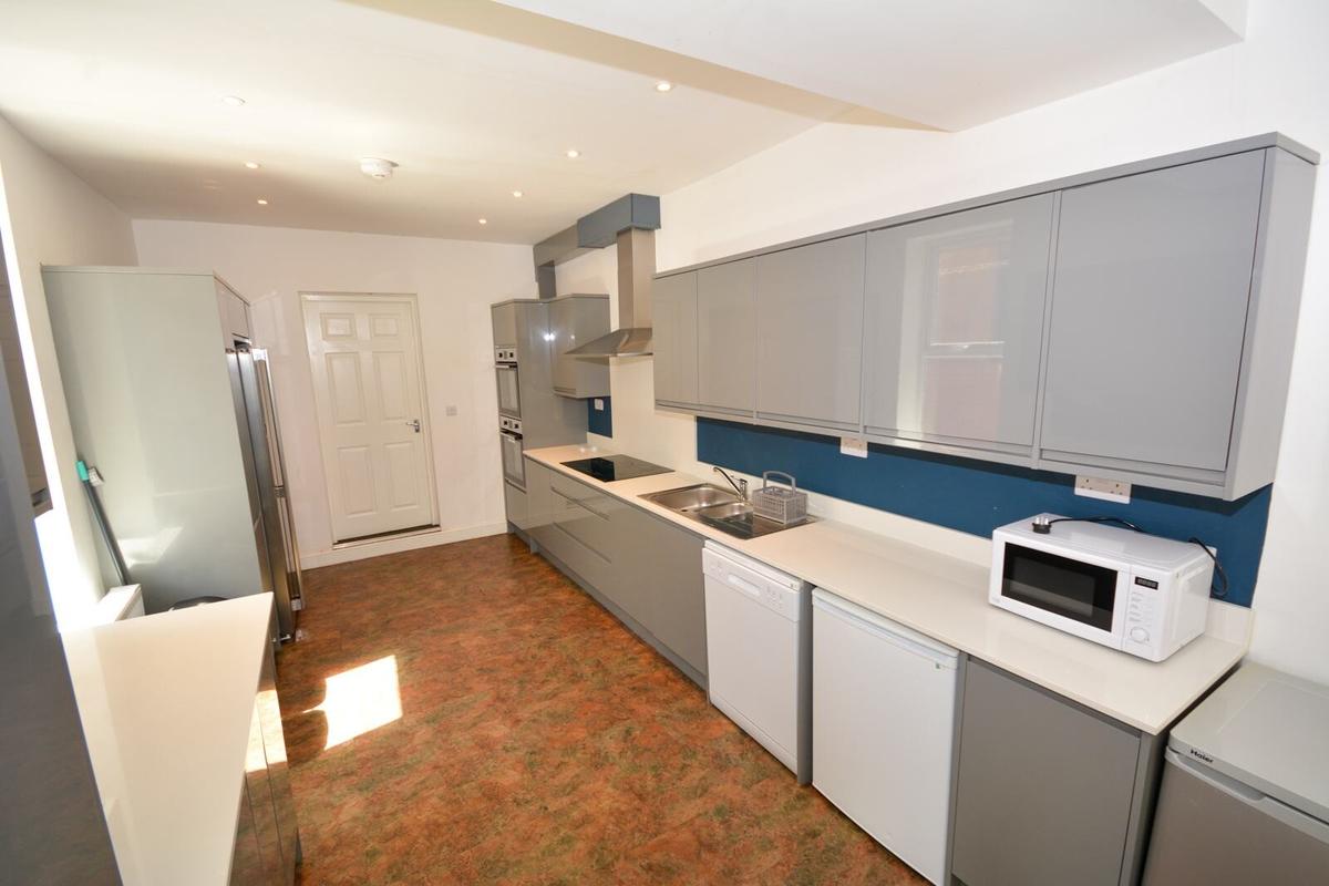 9 bedroom house on Jesmond, Newcastle Upon Tyne Newcastle Upon Tyne, Jesmond, Newcastle