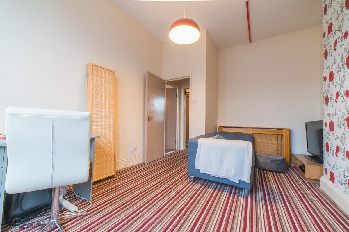 2 bedroom apartment for rent Clare Street, Cardiff, CF11 6BB UniHomes