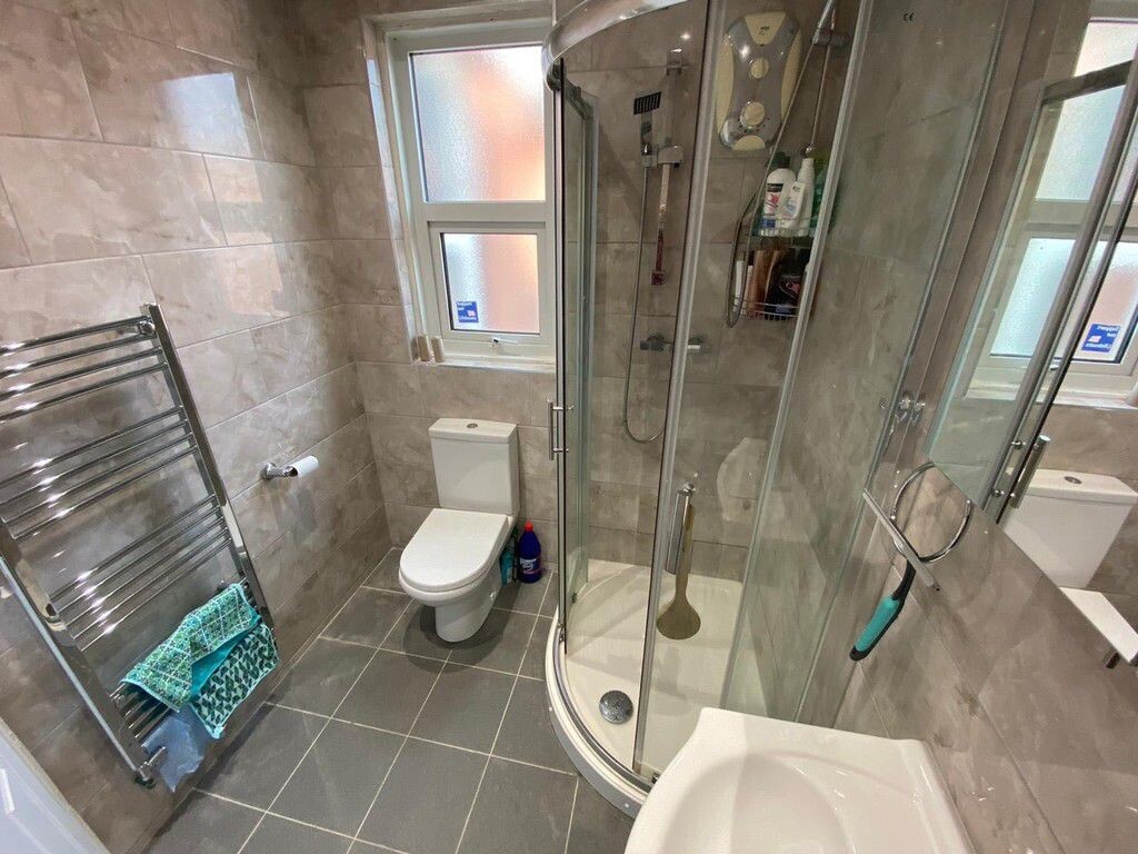 6 bedroom house for rent Holyrood Avenue, Southampton, SO17 1SH UniHomes