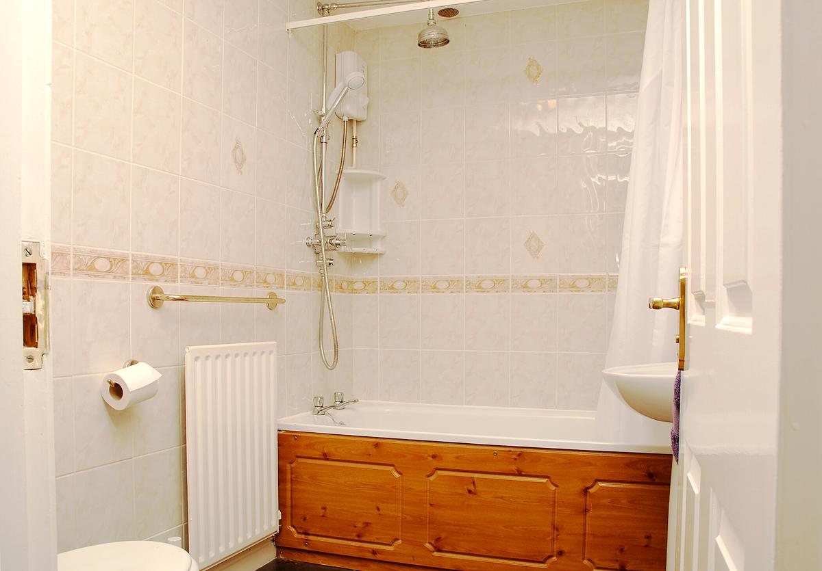 7 bedroom house for rent Wellington Road, Manchester, M14 6BN UniHomes