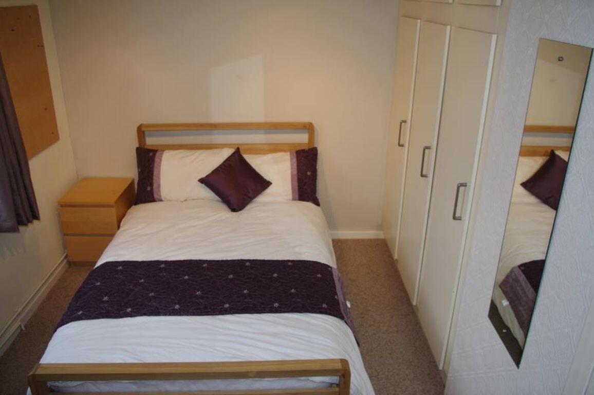 5 bedroom house for rent Cadleigh Gardens Birmingham, B17 0QB UniHomes