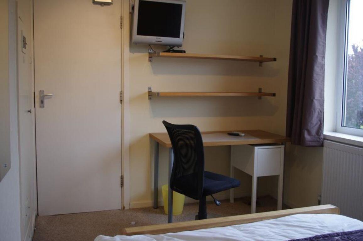 5 bedroom house for rent Cadleigh Gardens, Birmingham, B17 0QB UniHomes