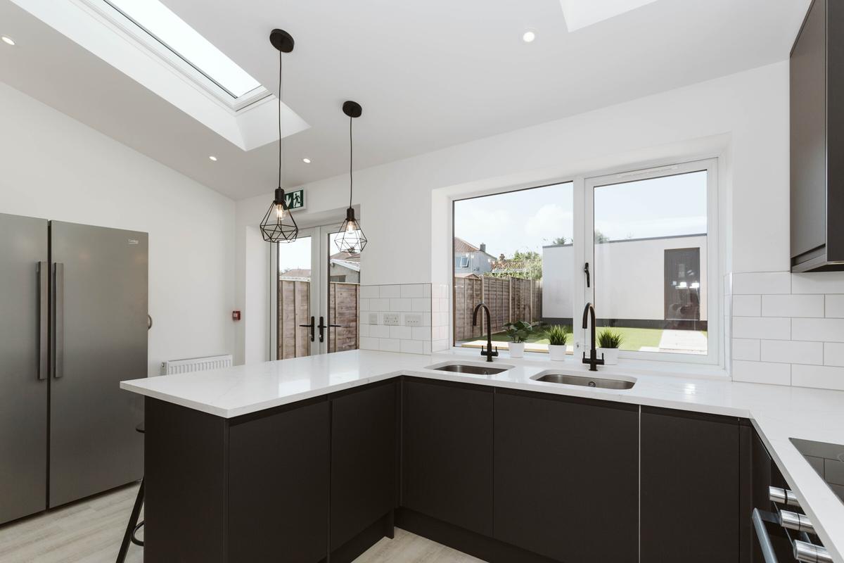 6 bedroom house for rent Filton Avenue, Bristol, BS34 7LD UniHomes