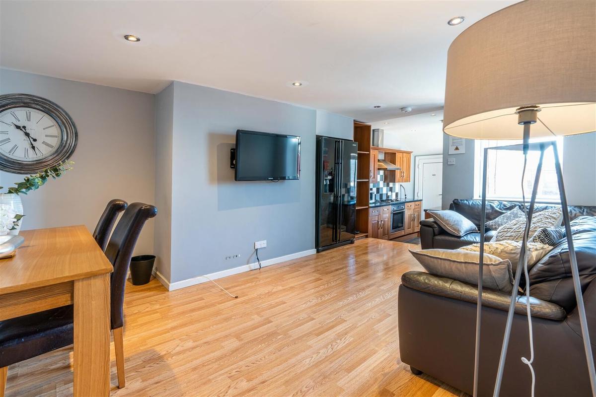 6 bedroom apartment for rent Stratford Road, Newcastle, NE6 5AS UniHomes