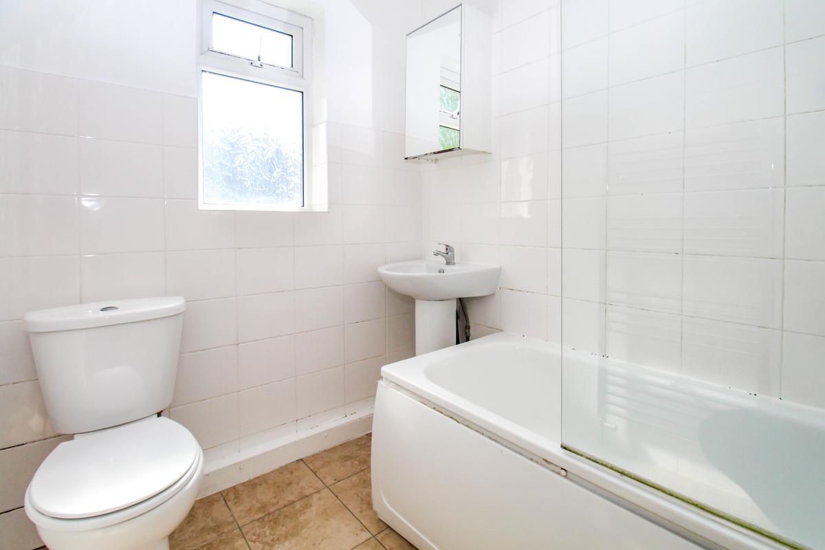 3 bedroom house for rent Kelso Gardens, Leeds, LS2 9PS UniHomes
