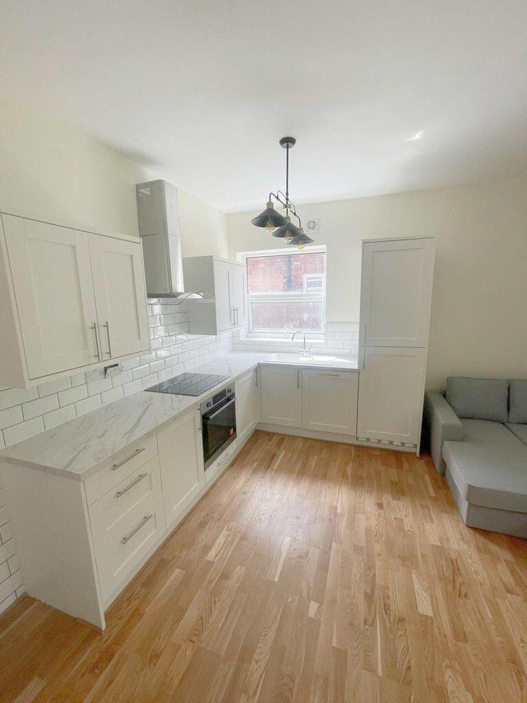 2 bedroom apartment for rent Mapperley Road, Nottingham, NG3 5AS UniHomes