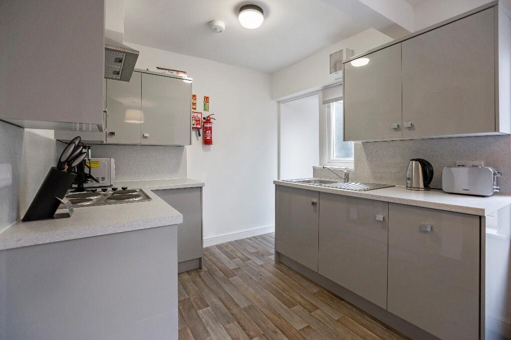 4 bedroom house for rent Filton Avenue, Bristol, BS34 7HD UniHomes