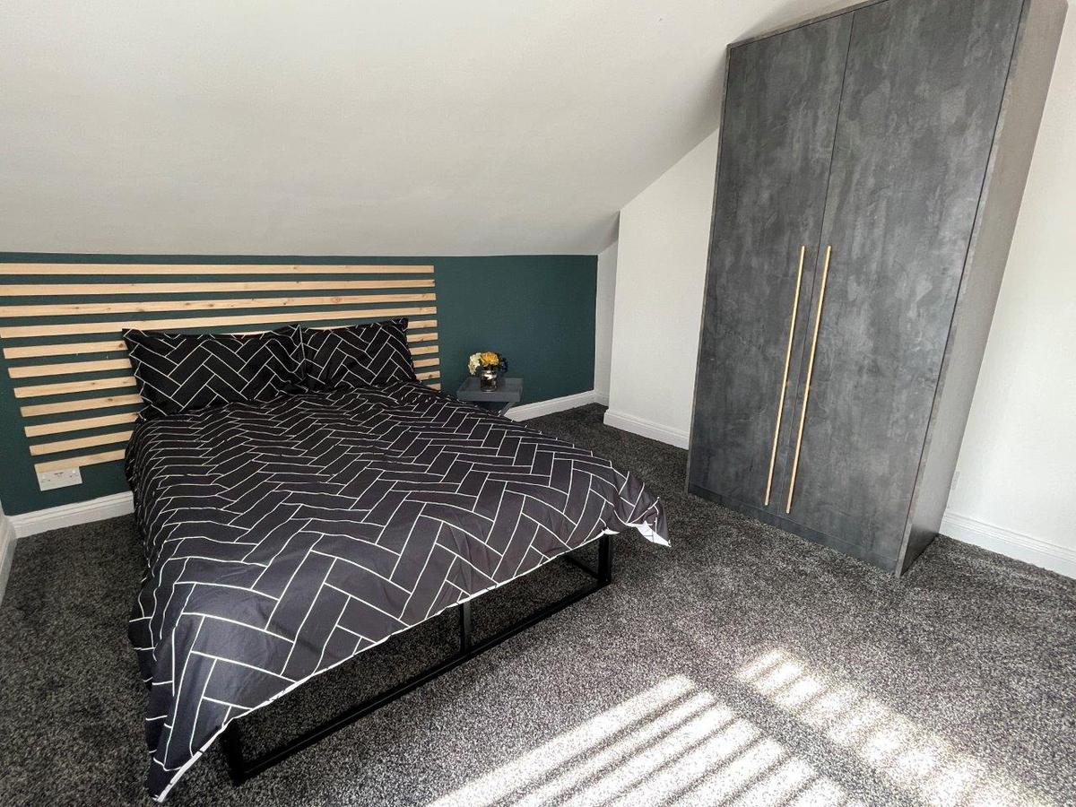 4 bedroom house for rent Paton Street, Leicester, LE3 0BF UniHomes