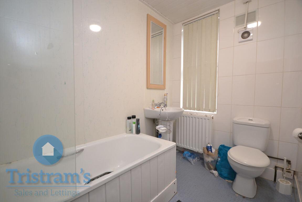 6 bedroom house for rent Rothesay Avenue, Nottingham, NG7 1PU UniHomes