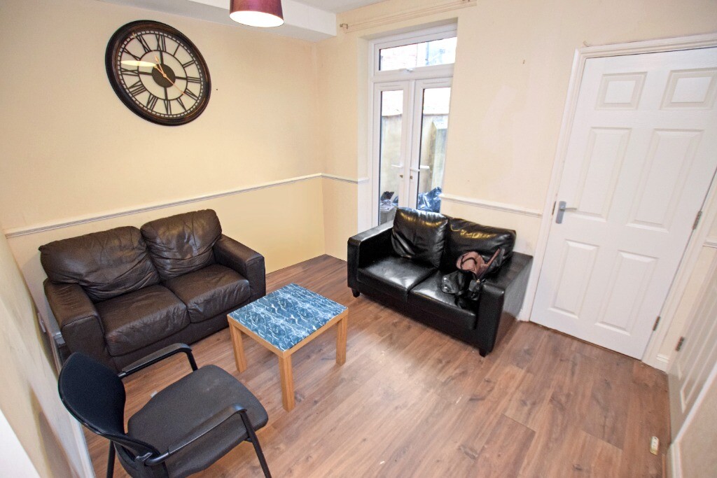 4 bedroom house for rent Perry Street, 24/25, Northampton, NN1 4HP