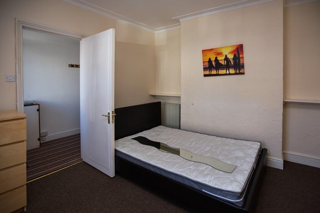 6 bedroom house for rent Sedgley Road, Bournemouth, BH9 2JW UniHomes