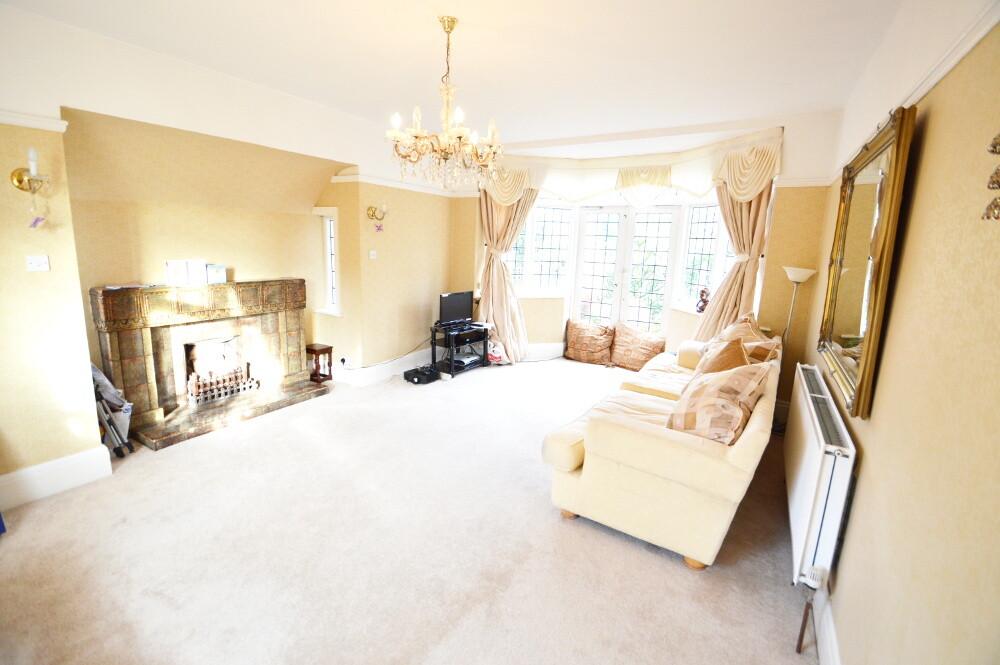 4 bedroom apartment for rent Middleton Crescent, Nottingham, NG9 2TH