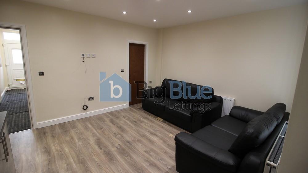 6 bedroom house for rent Hessle Mount, Leeds, LS6 1EP UniHomes