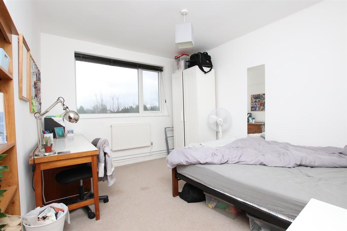 6 bedroom house for rent Stanway Close, Bath, BA2 2UR UniHomes