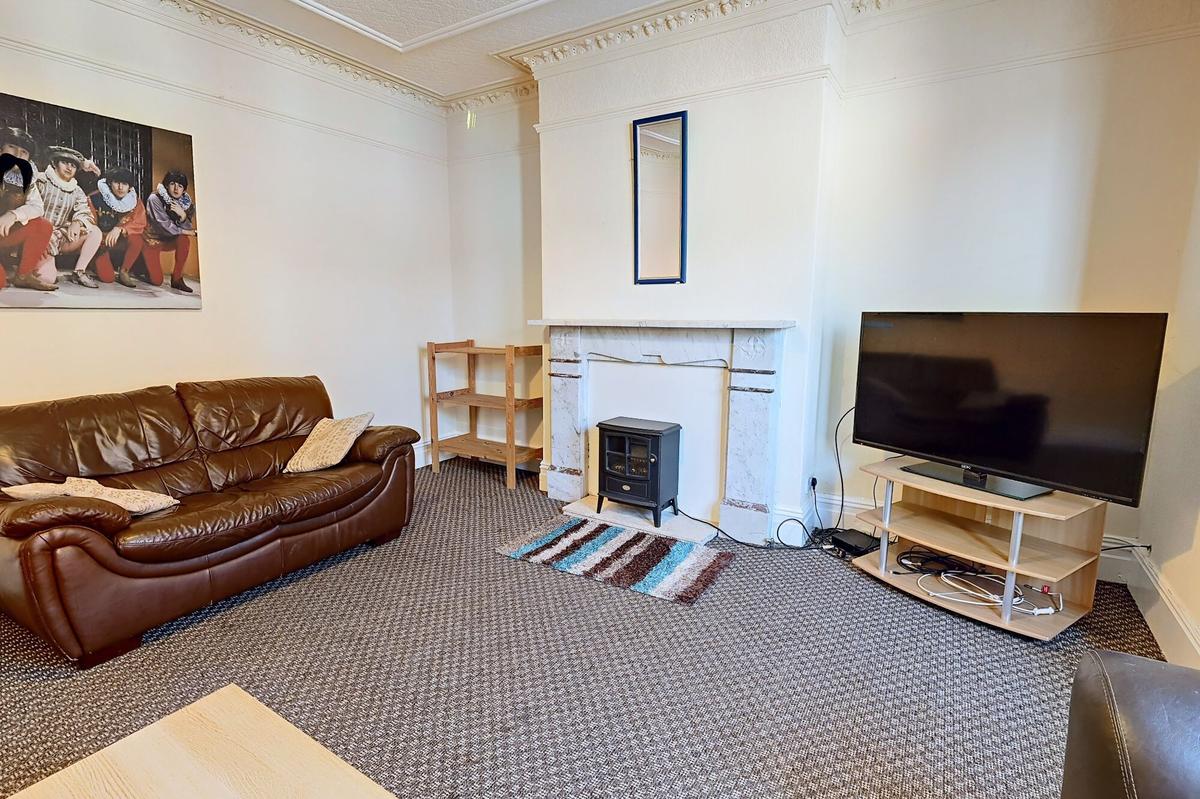 5 bedroom house for rent Ferndale Road, Liverpool, L15 3JZ UniHomes