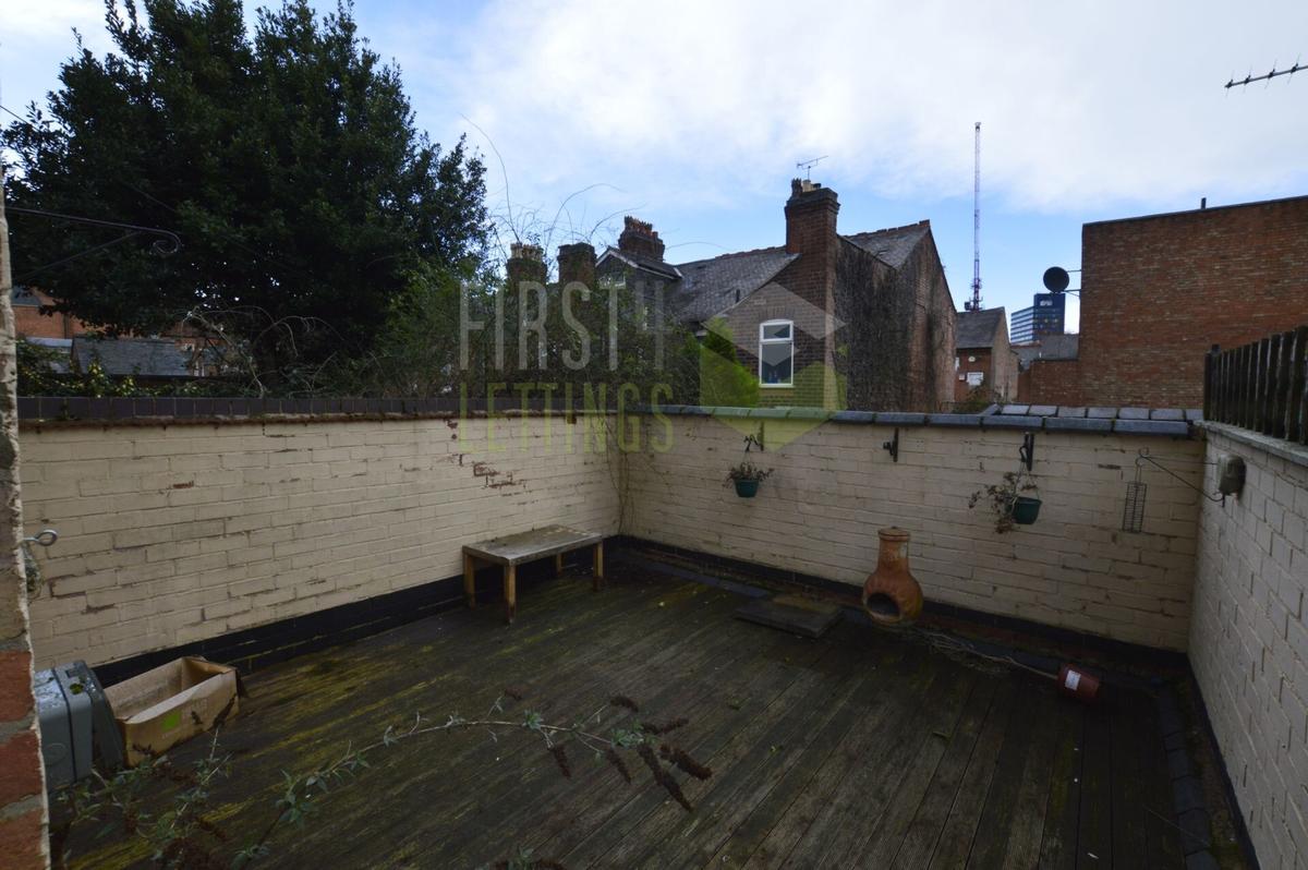 4 bedroom house for rent College Avenue, Leicester, LE2 0JF UniHomes