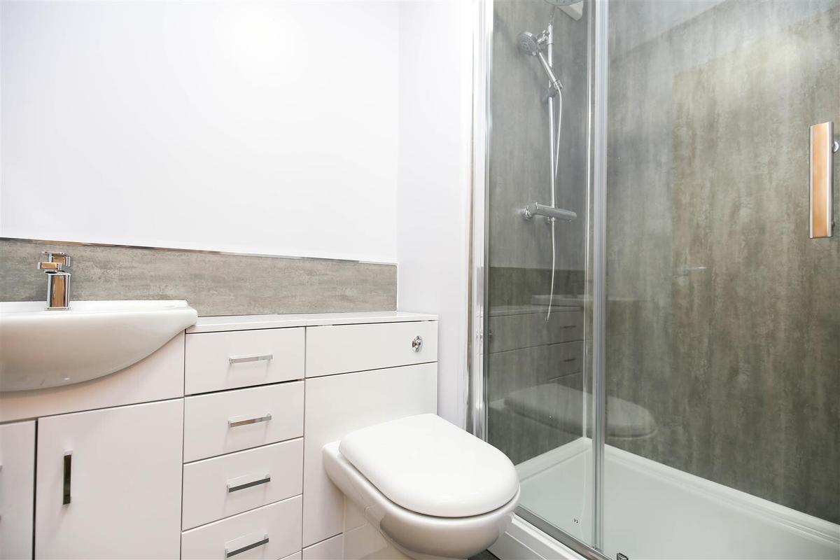 5 bedroom apartment for rent New Mills, Newcastle, NE4 5AU UniHomes